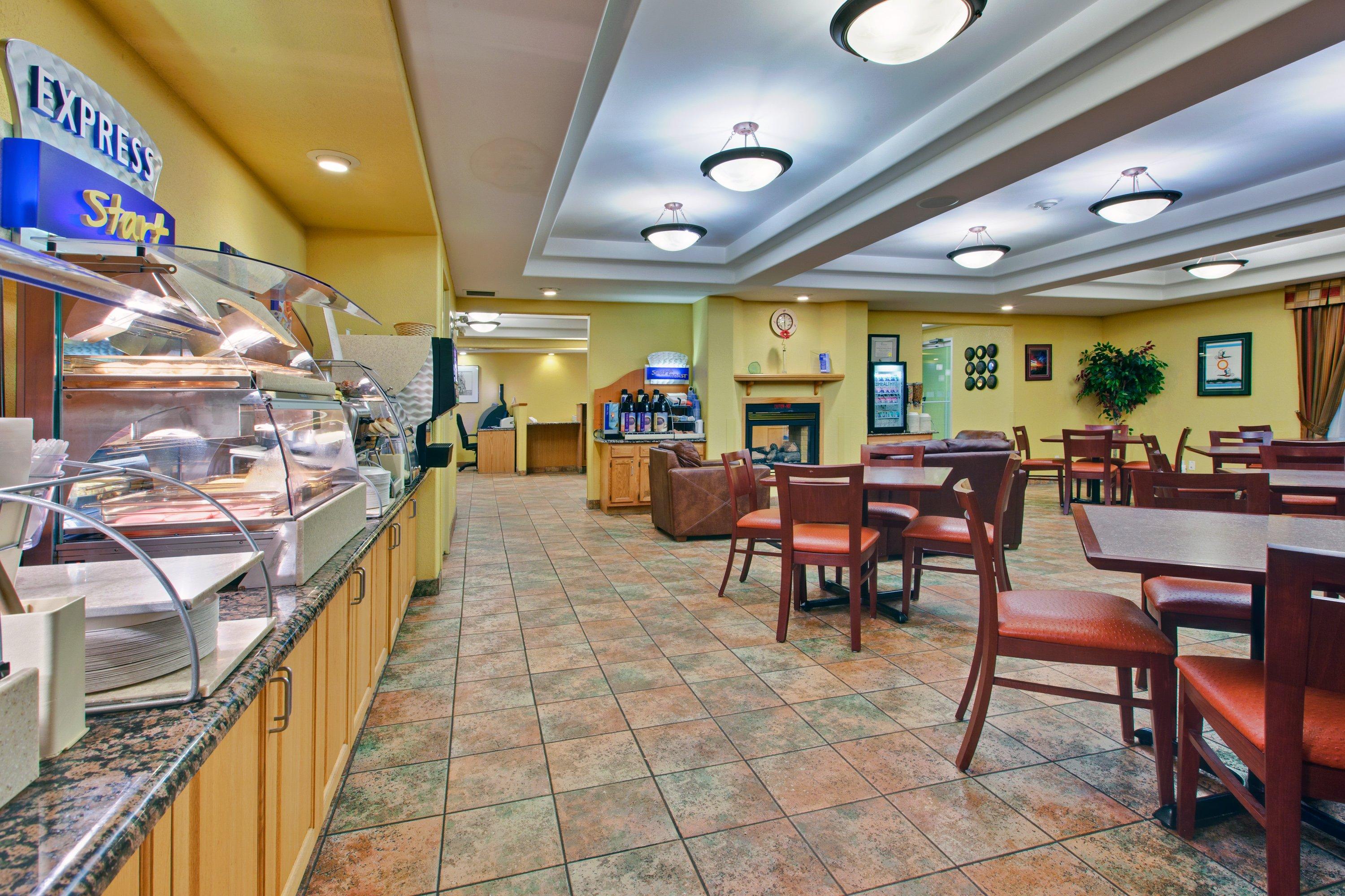 Holiday Inn Express Dryden By Ihg Extérieur photo